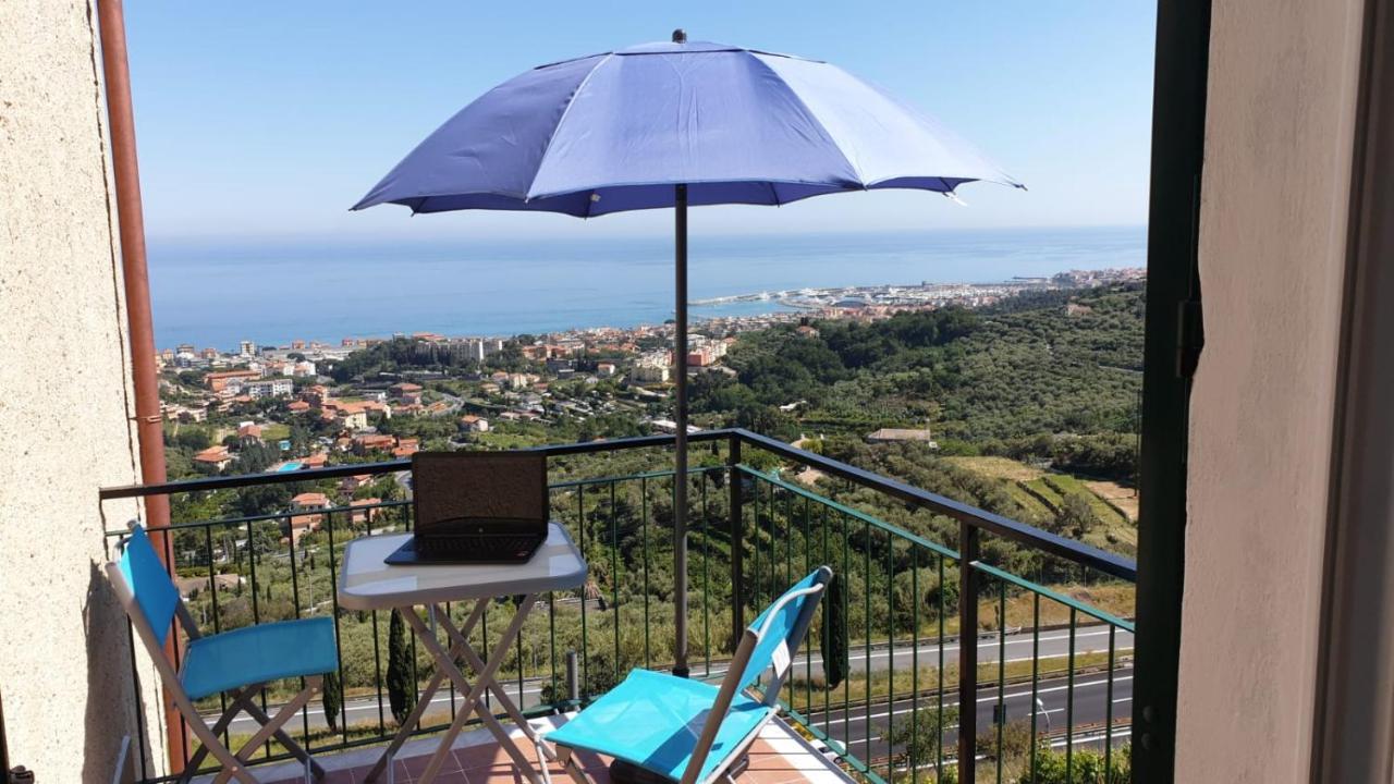 B&B Tra Cielo E Mare Pietra Ligure Exterior foto